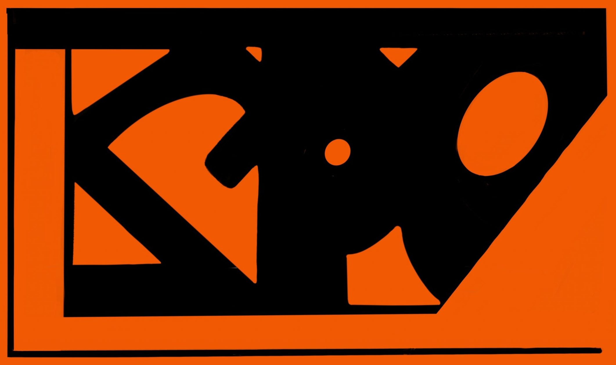 studio plaque orange